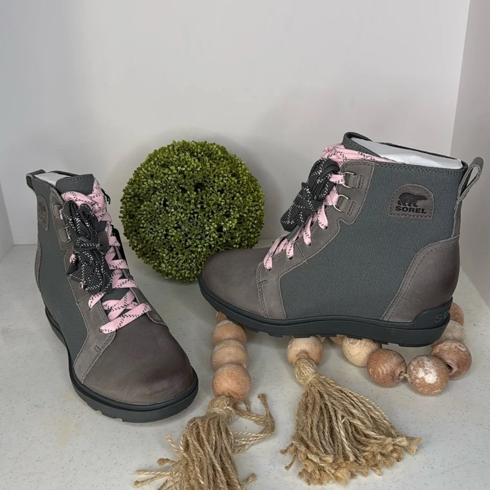 Sorel Women’s Evie II NW Lace Bootie – Quarry, Grill Size 7.5